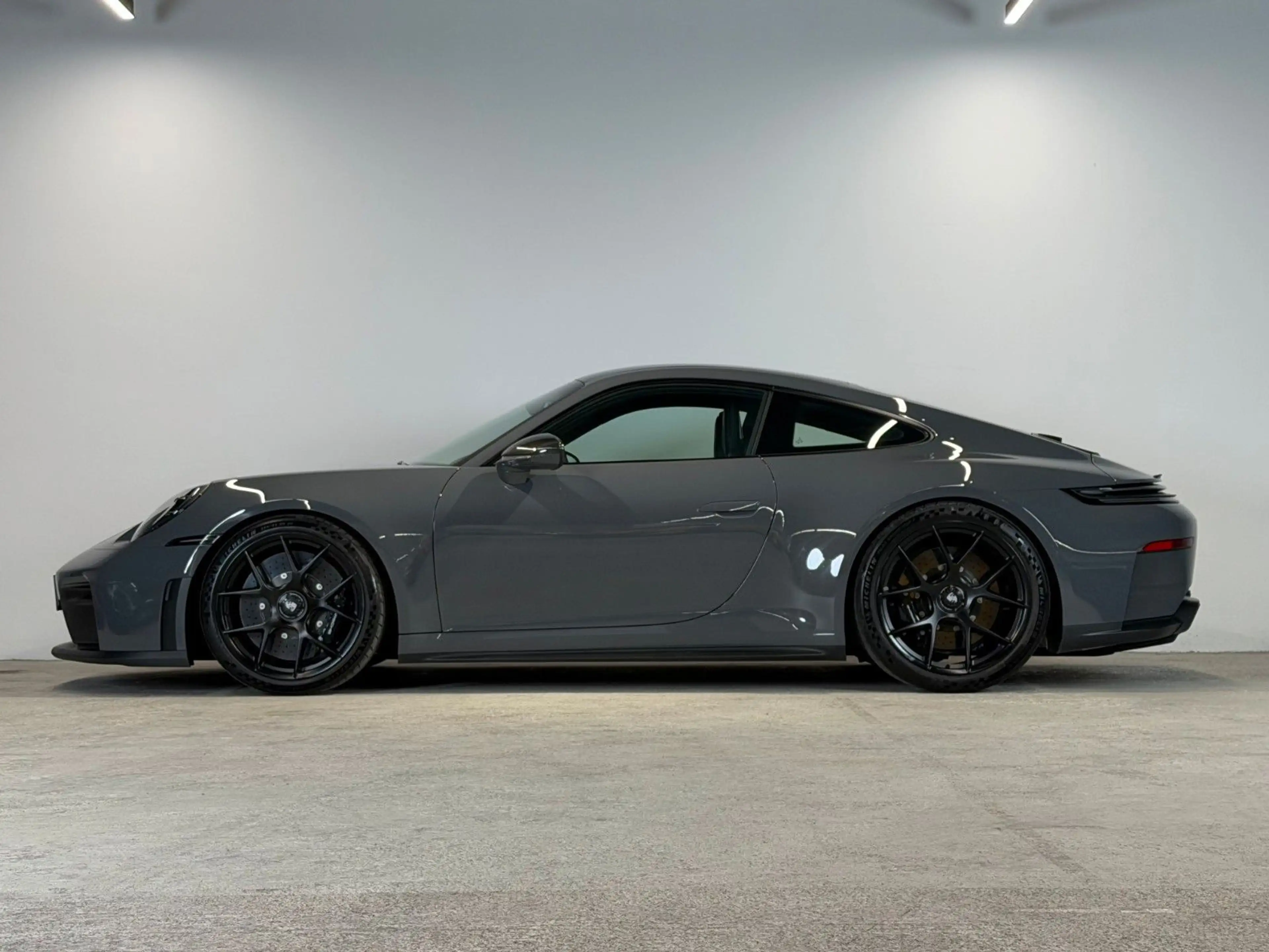 Porsche 911 992.2 GT3 Touring *Leichtbau* Ceramik* — photo 2