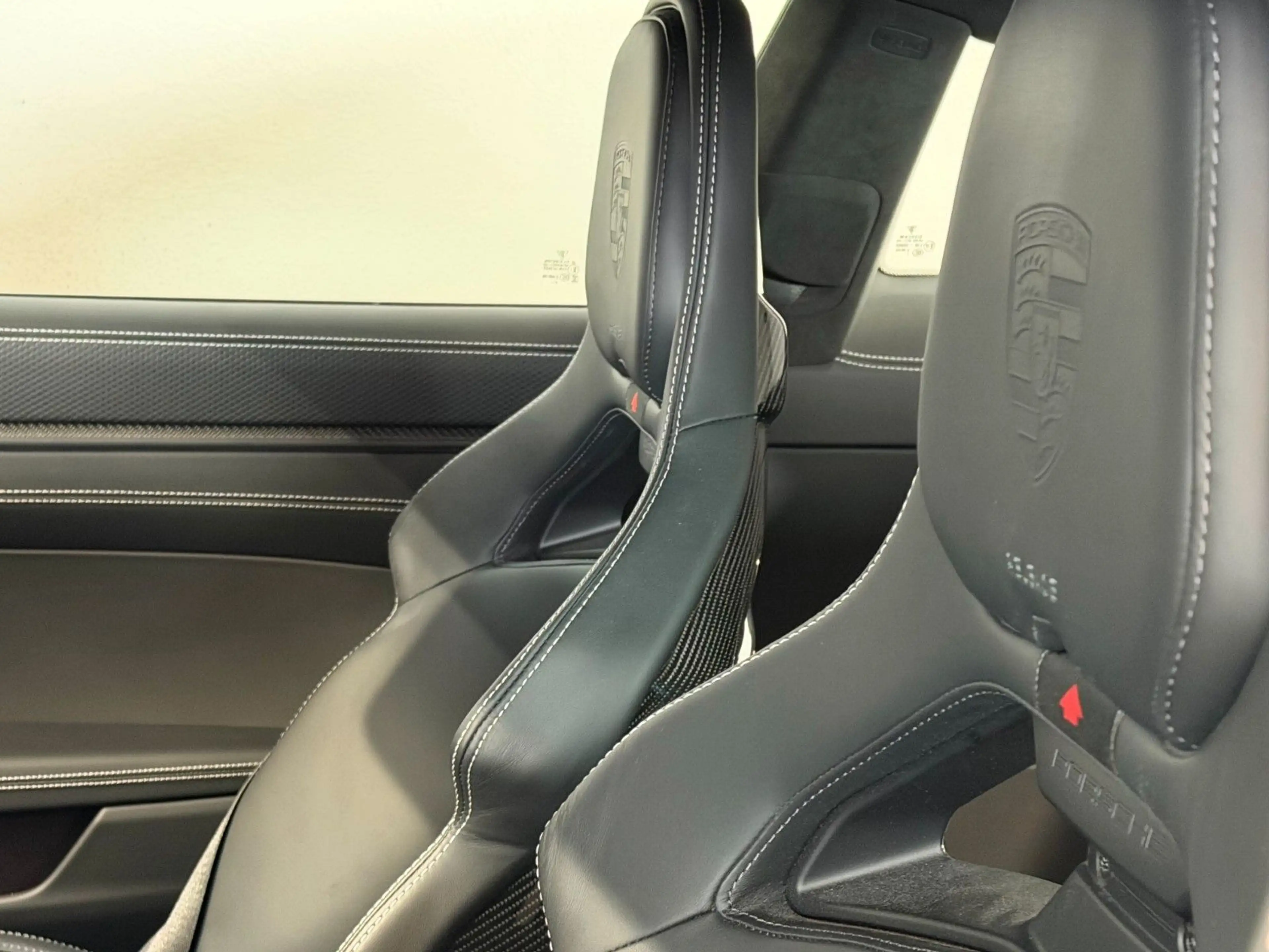 Porsche 911 992.2 GT3 Touring *Leichtbau* Ceramik* — photo 14