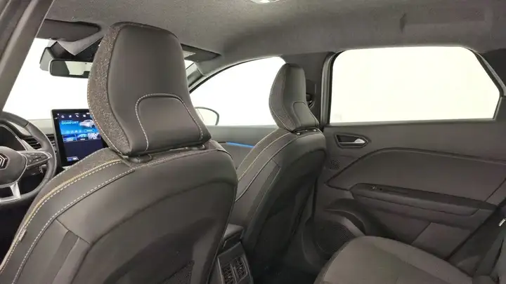 Renault Captur 2025, foto 16