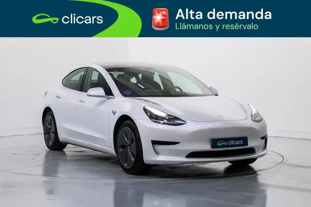 Tesla Model 3 view 3