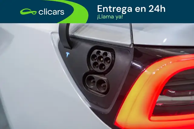Tesla Model 3 view 13