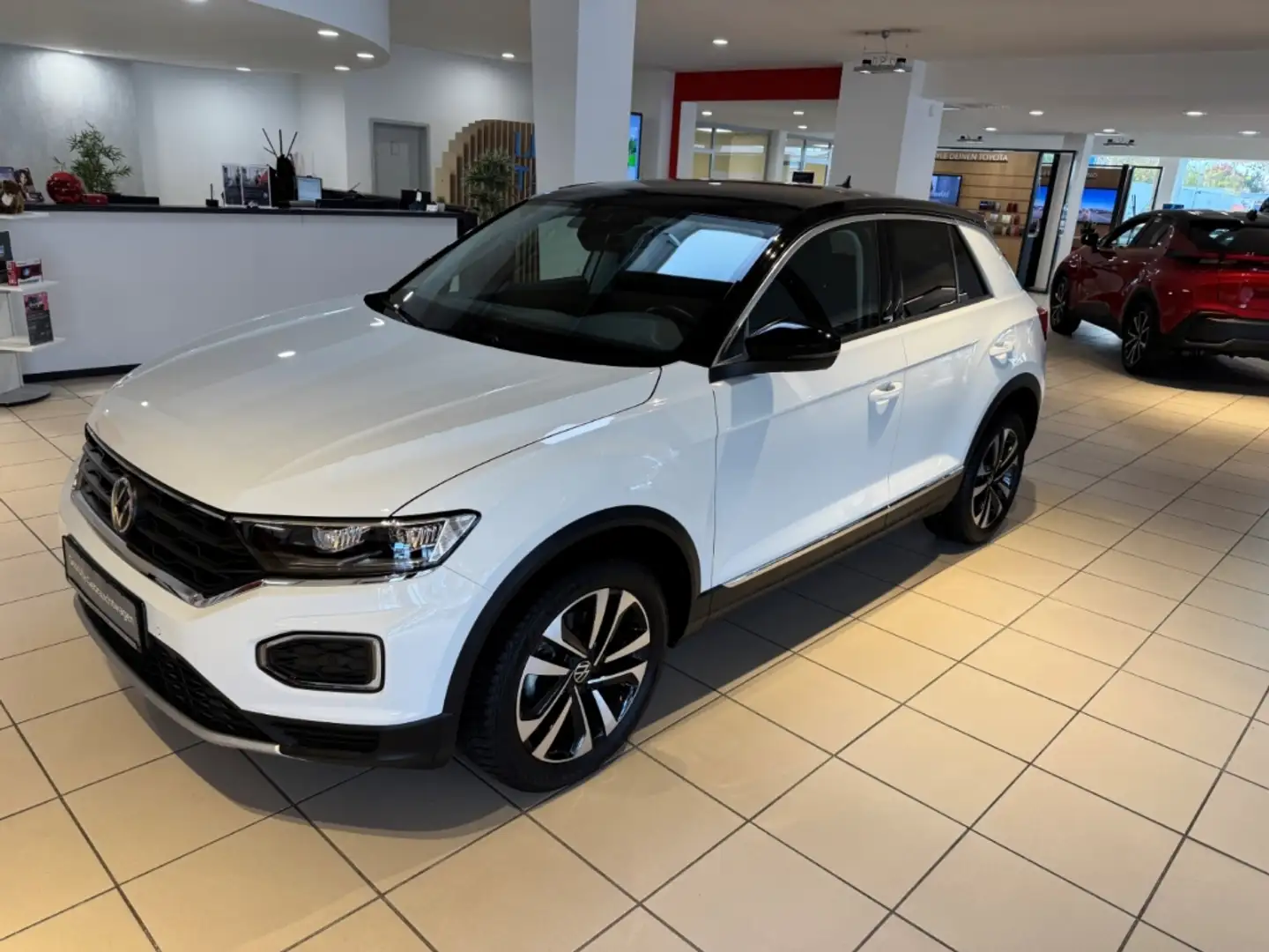 Volkswagen T-Roc United Sitzheizung NAVI AHK Weiß - 1
