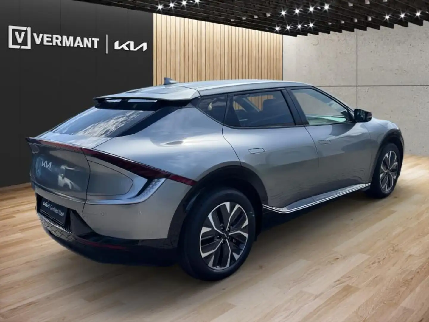 Kia EV6 EARTH RWD + Premium Pack Grey - 2
