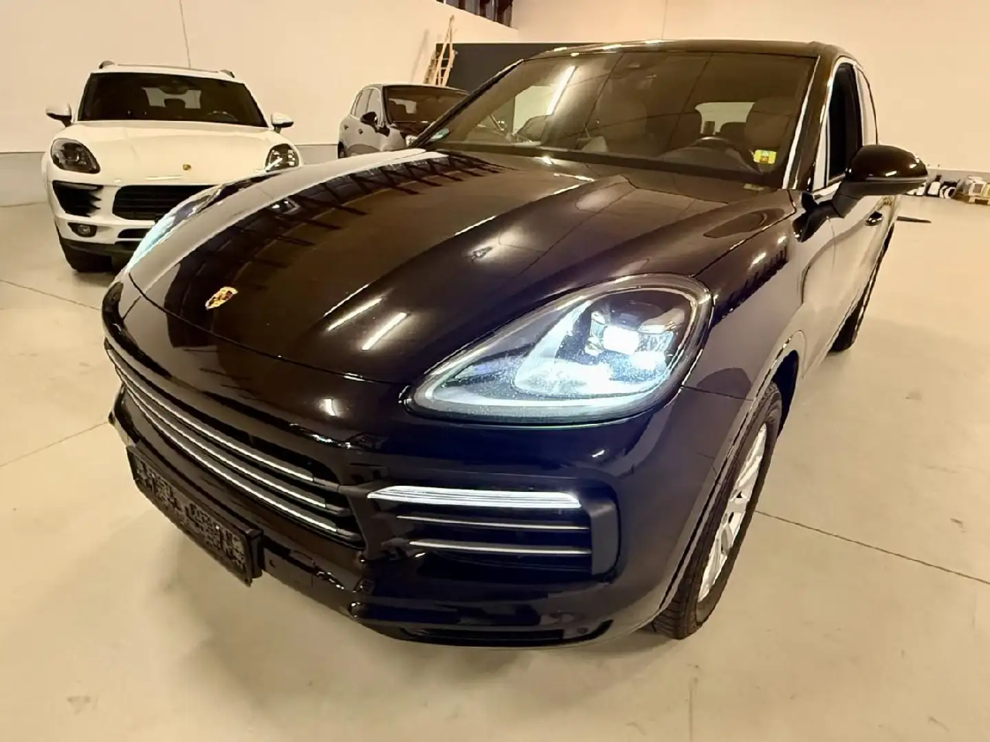 Porsche Cayenne Pano Navi Leder CarPlay PDLS Keyless Negro - 2