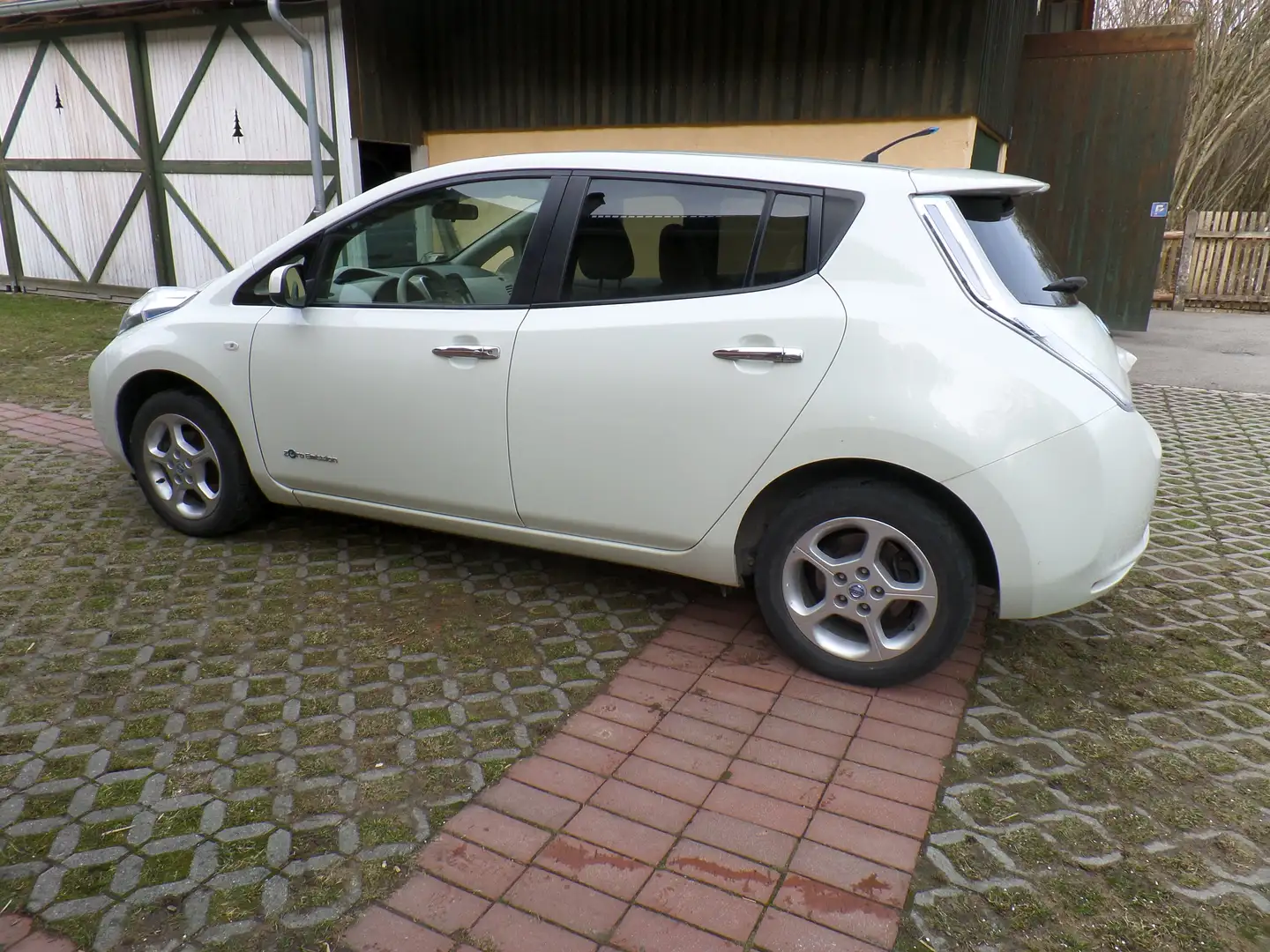 Nissan Leaf Leaf 24 kWh (mit Batterie) Acenta Weiß - 2