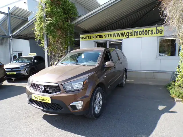 SsangYong Actyon 2.2 177cv Automatique 4x4 brun 12/16 Airco GPS