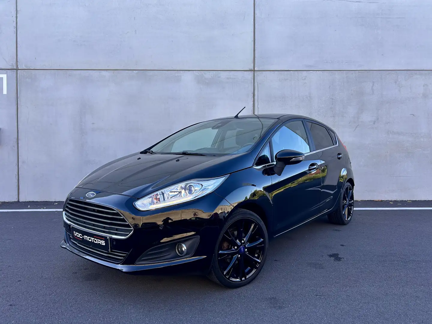 Ford Fiesta 1.0 EcoBoost Start-Stop Titanium - 1