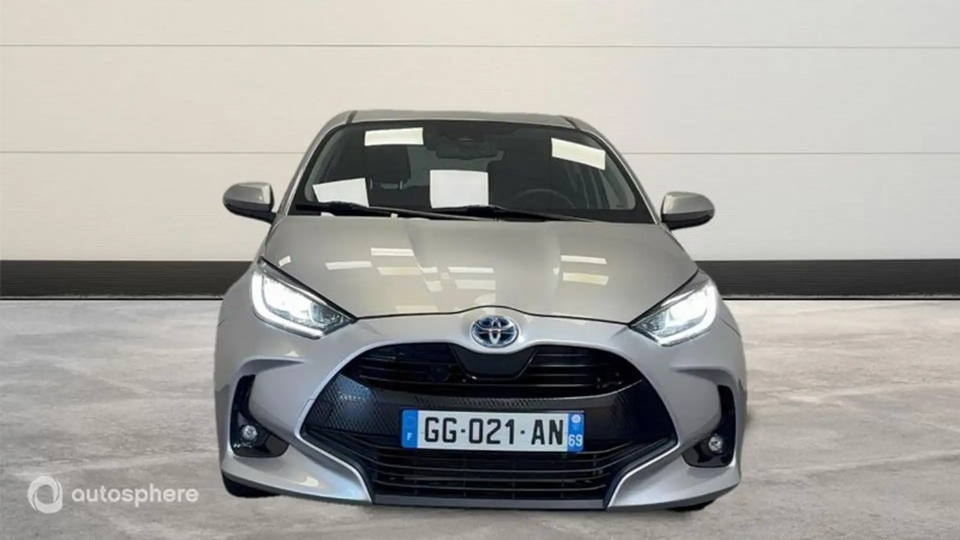 Toyota Yaris 116h Design 5p MY21 - 2