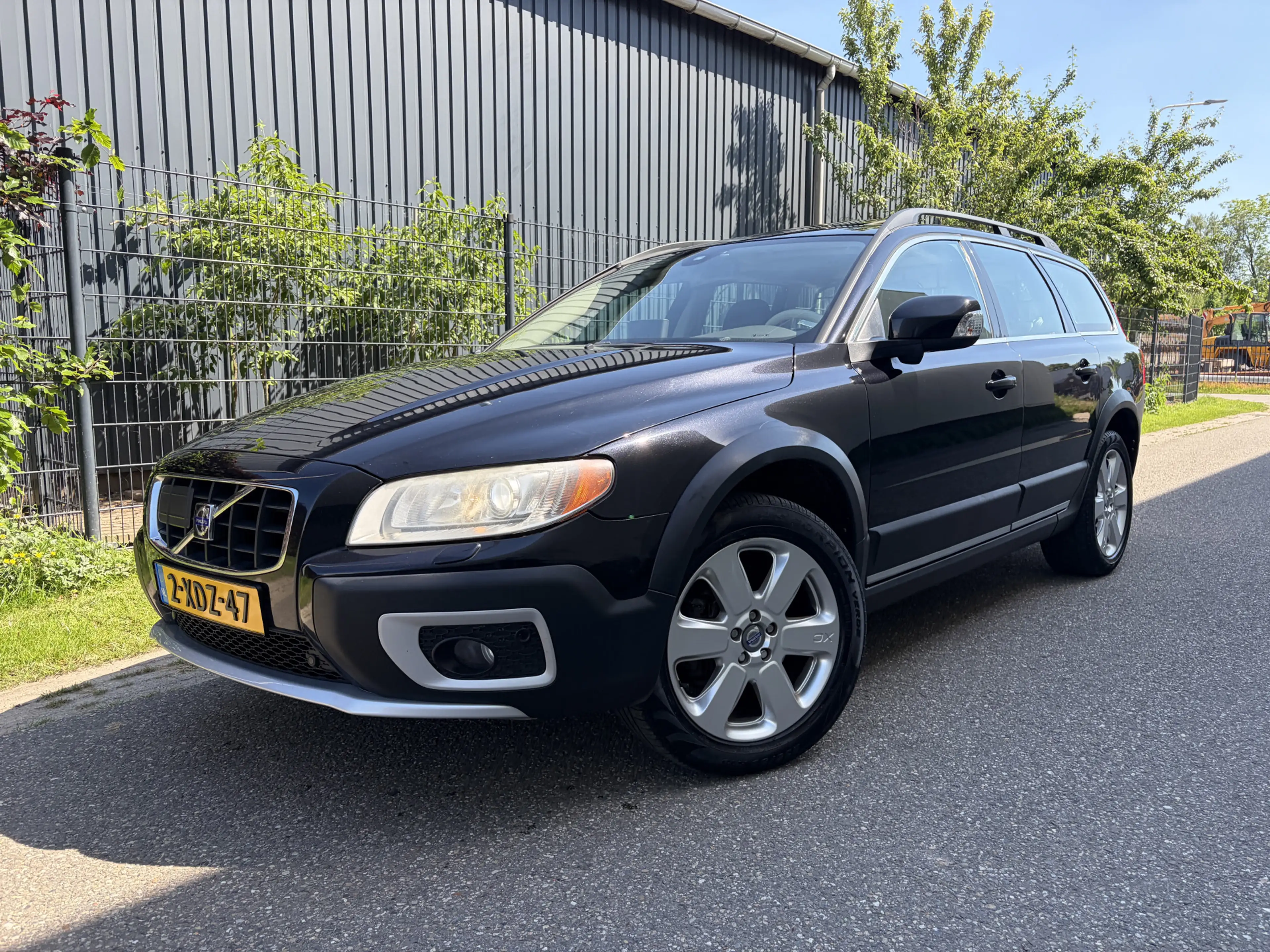 Volvo XC70 3.2 Summum / AUTOMAAT / LEER / SCHUIFDAK / KINDERZ