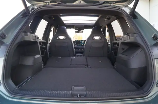 Volkswagen Tiguan Sport TSI 4MOTION DSG Ansicht 11