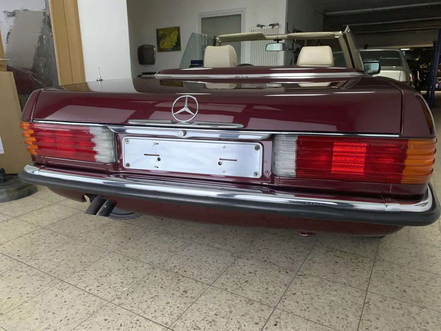 Mercedes-Benz SL 300 crvena - 2