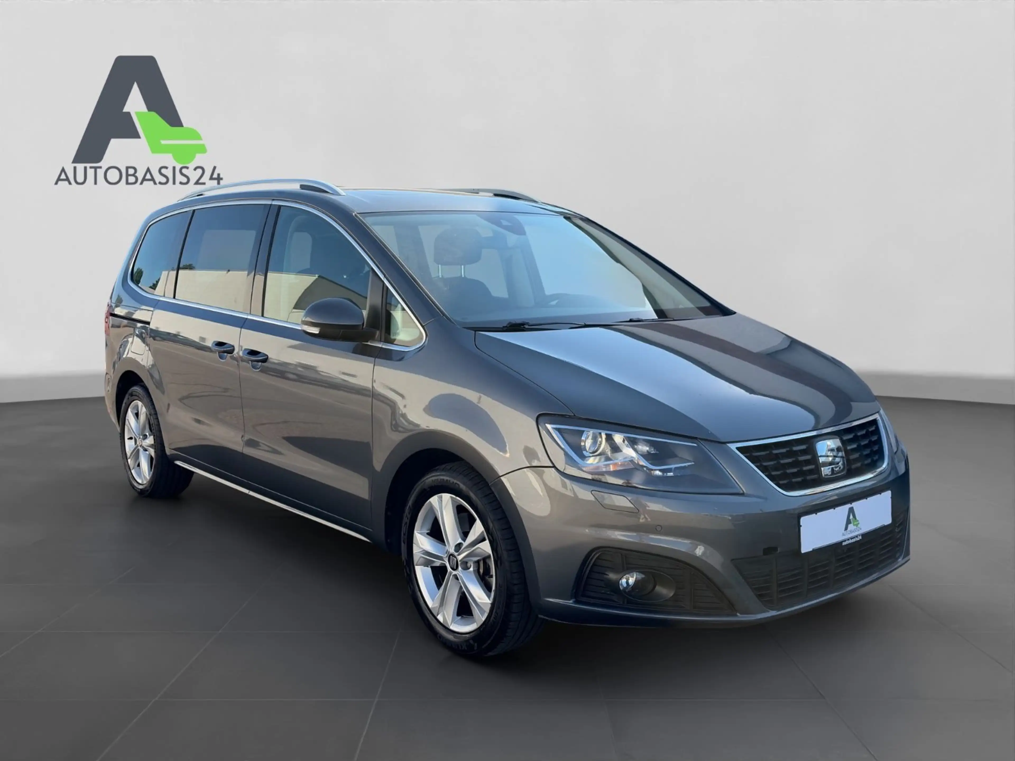 SEAT Alhambra 1.4 TSI Xcellence S&S *7-Sitzer*Pano* — photo 7
