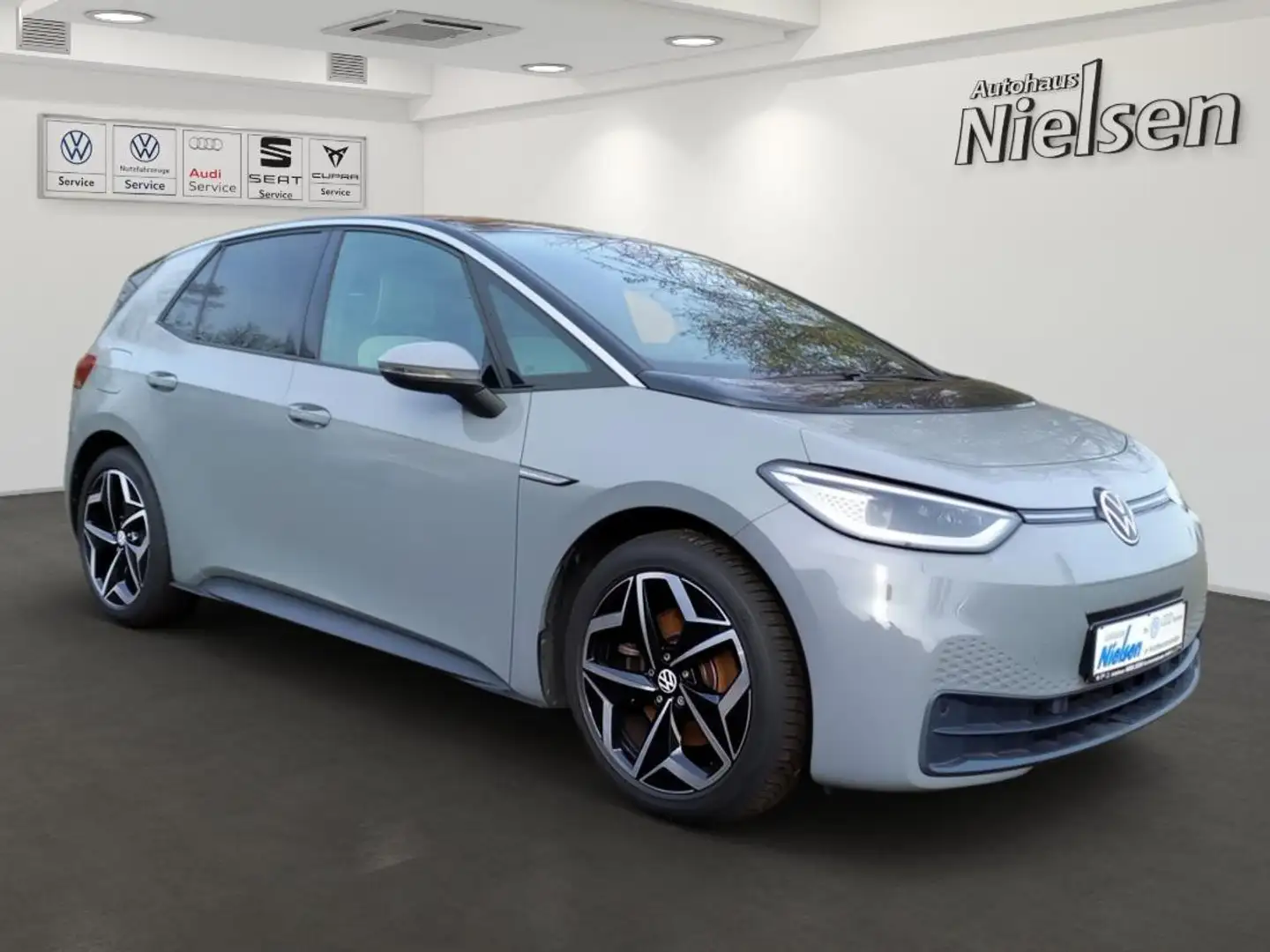 Volkswagen ID.3 Style Grau - 2