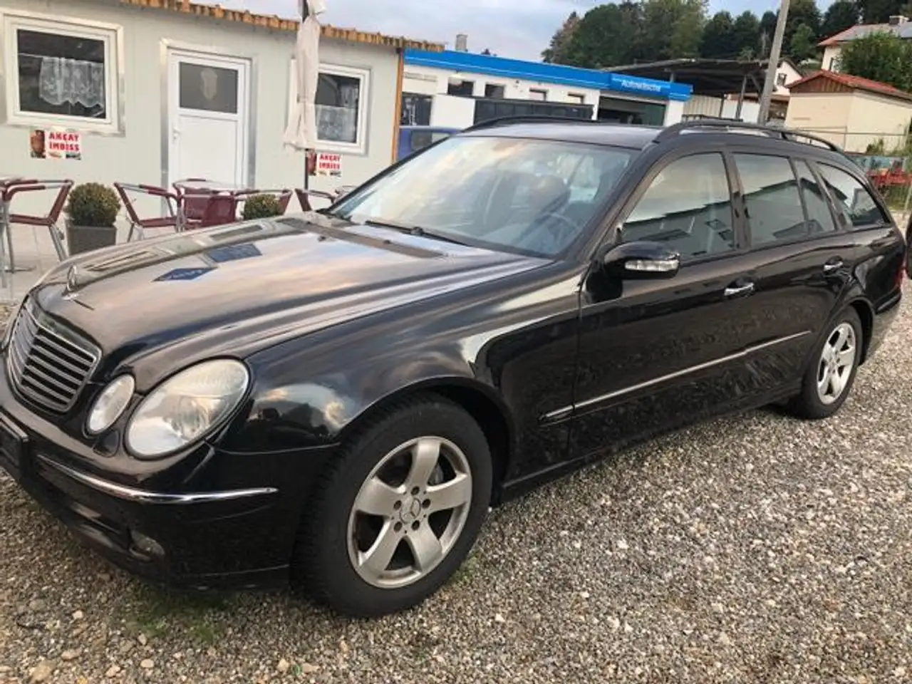 Mercedes-Benz E 320