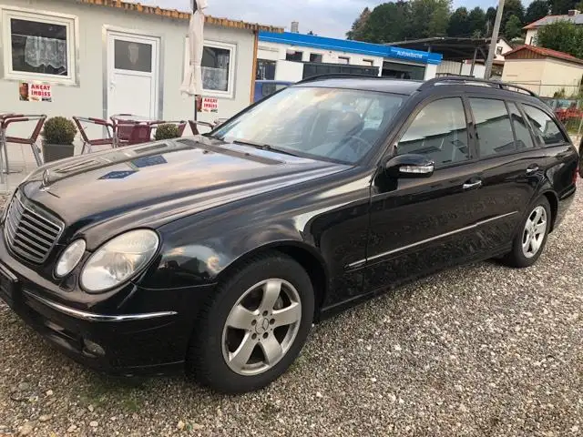 Mercedes-Benz E 320 T Avantgarde