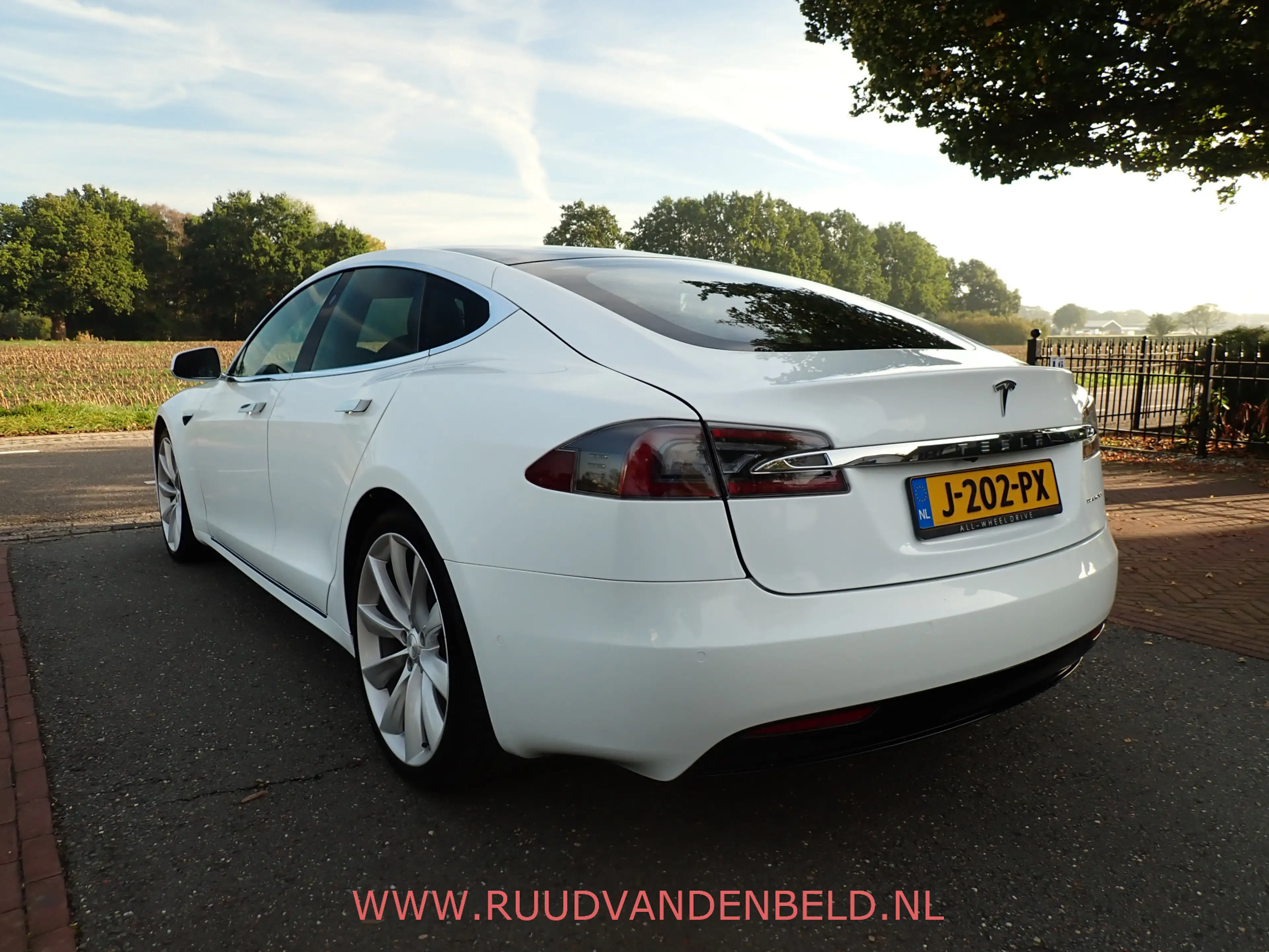 Tesla Model S Long Range RAVEN SOH 92% / CCS / AUTOPILOT / LUCHT — photo 5