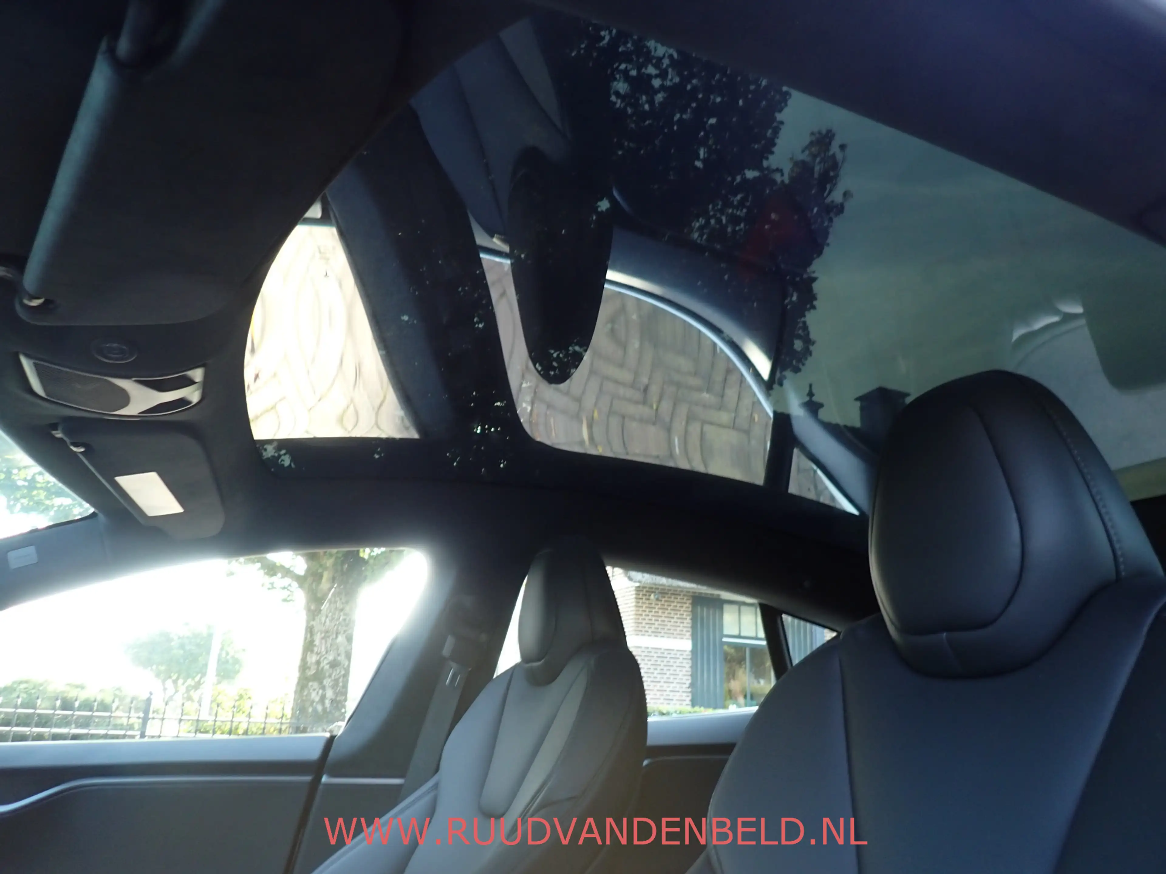 Tesla Model S Long Range RAVEN SOH 92% / CCS / AUTOPILOT / LUCHT — photo 11