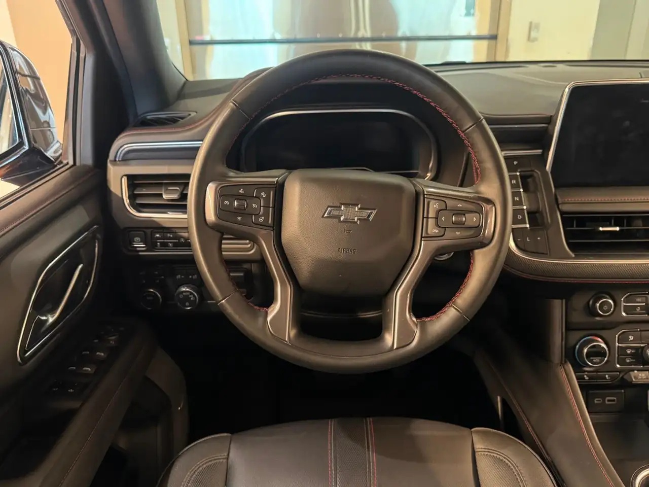 Chevrolet Tahoe photo Chevrolet Tahoe