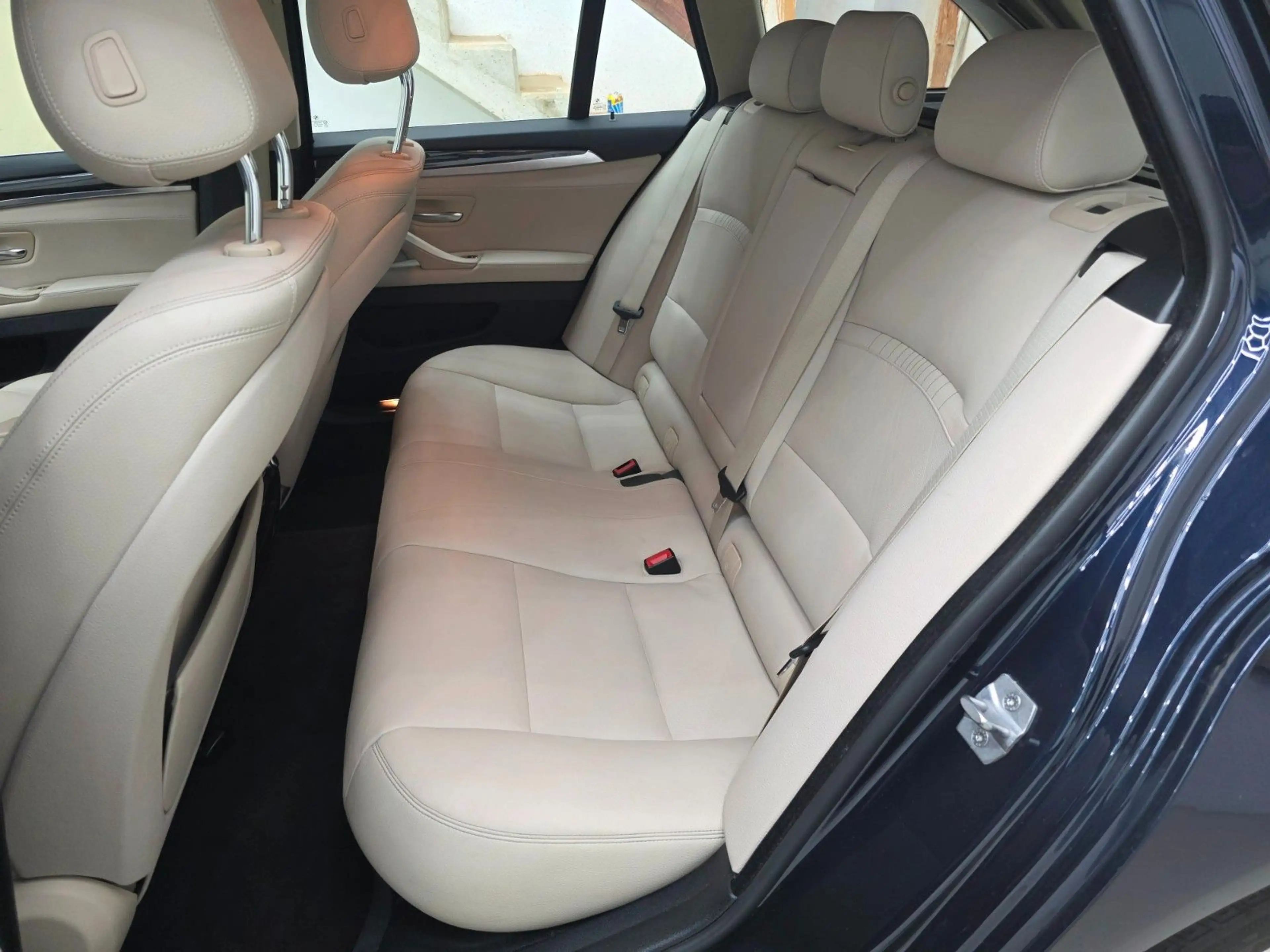 BMW 525 d Touring Luxury — photo 5
