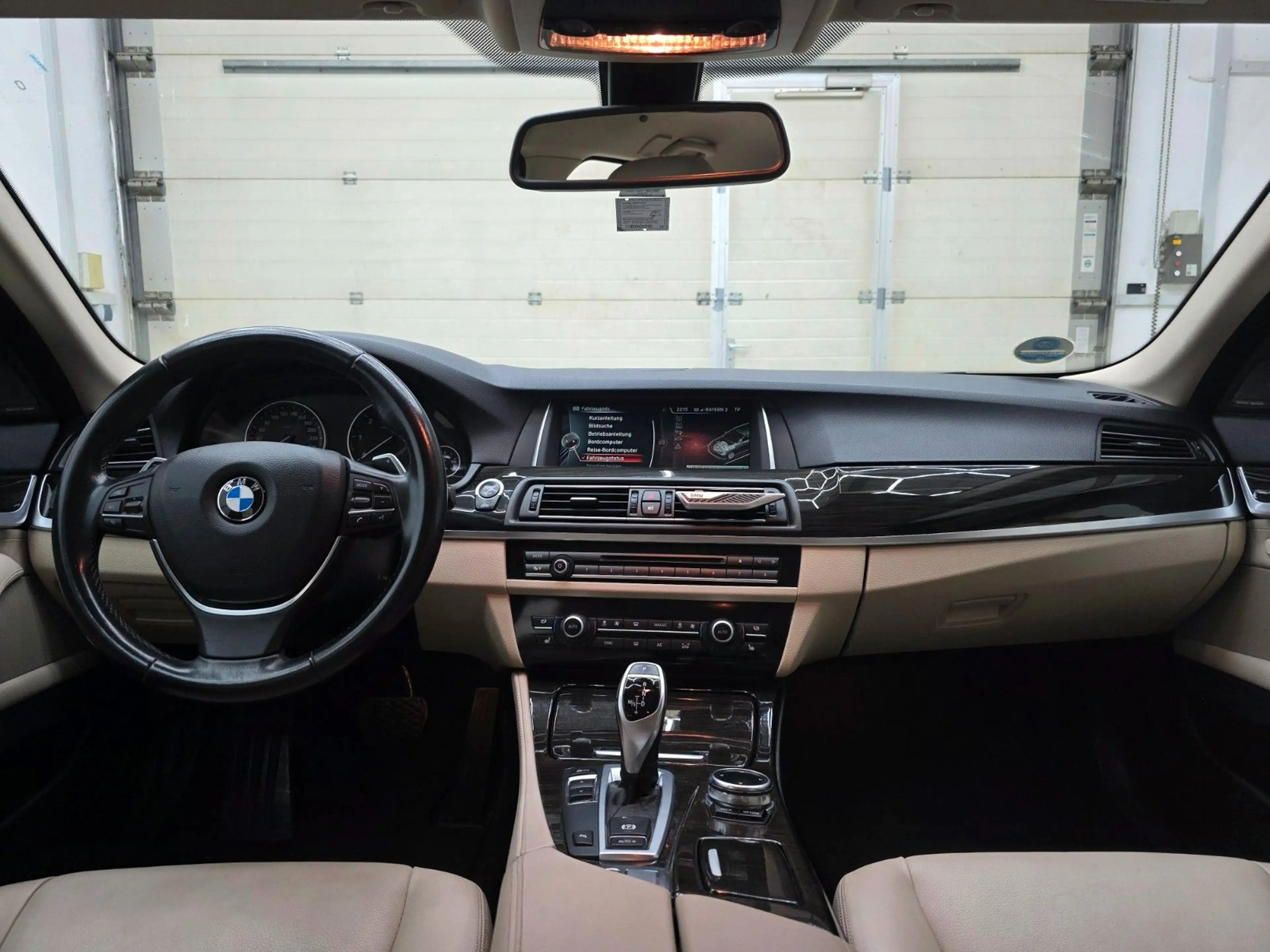 BMW 525 d Touring Luxury — photo 6