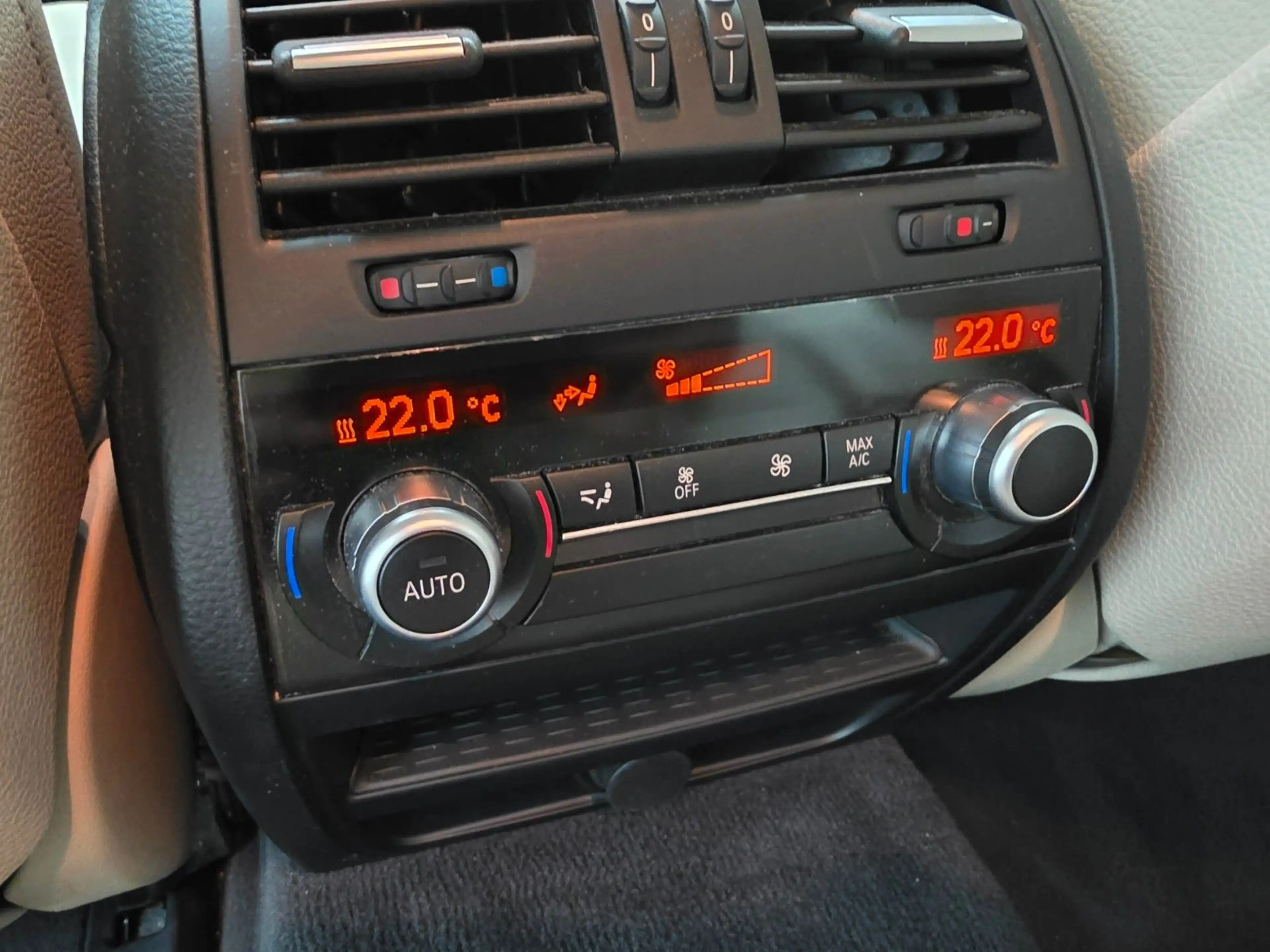 BMW 525 d Touring Luxury — photo 7