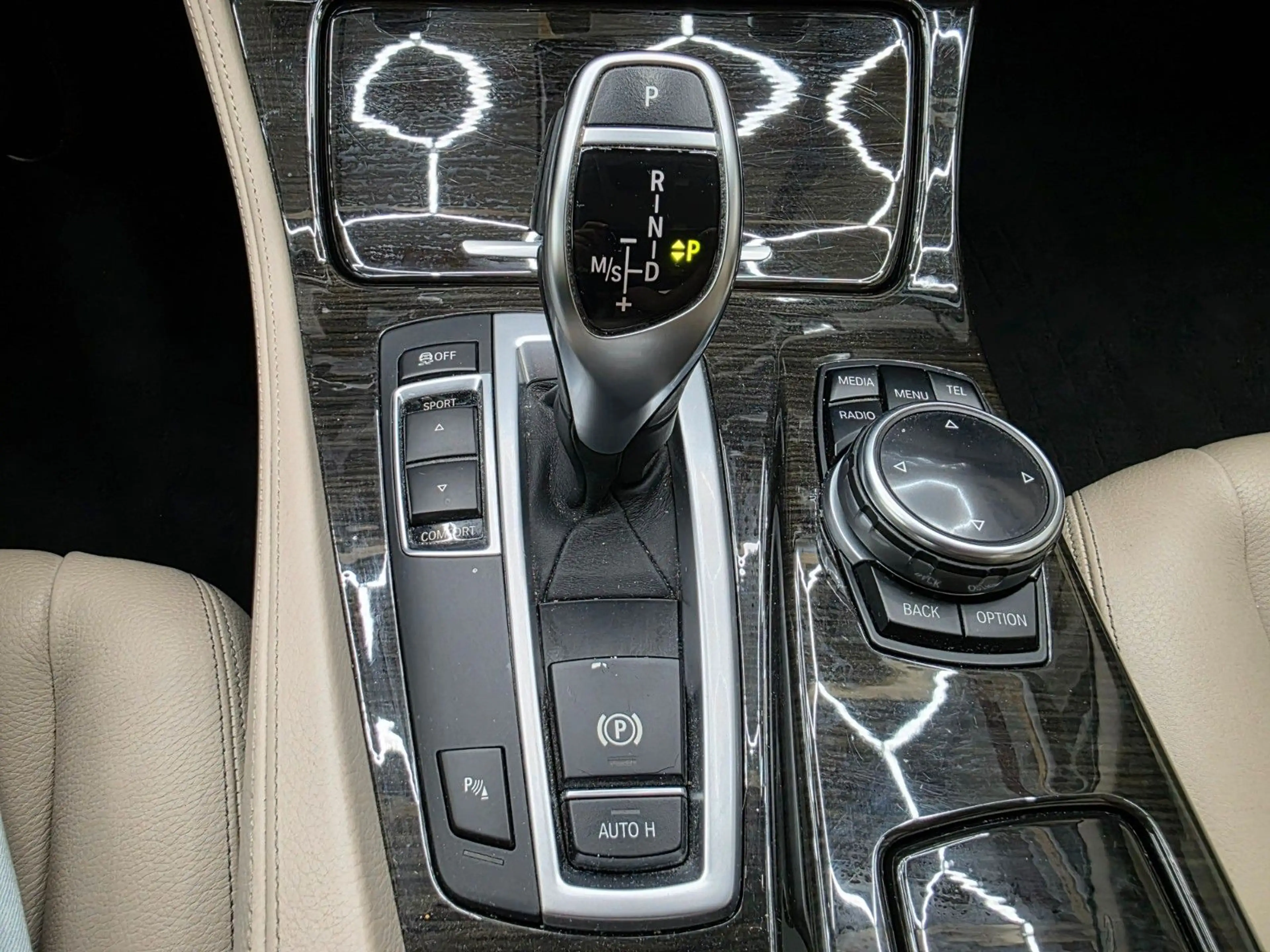 BMW 525 d Touring Luxury — photo 9