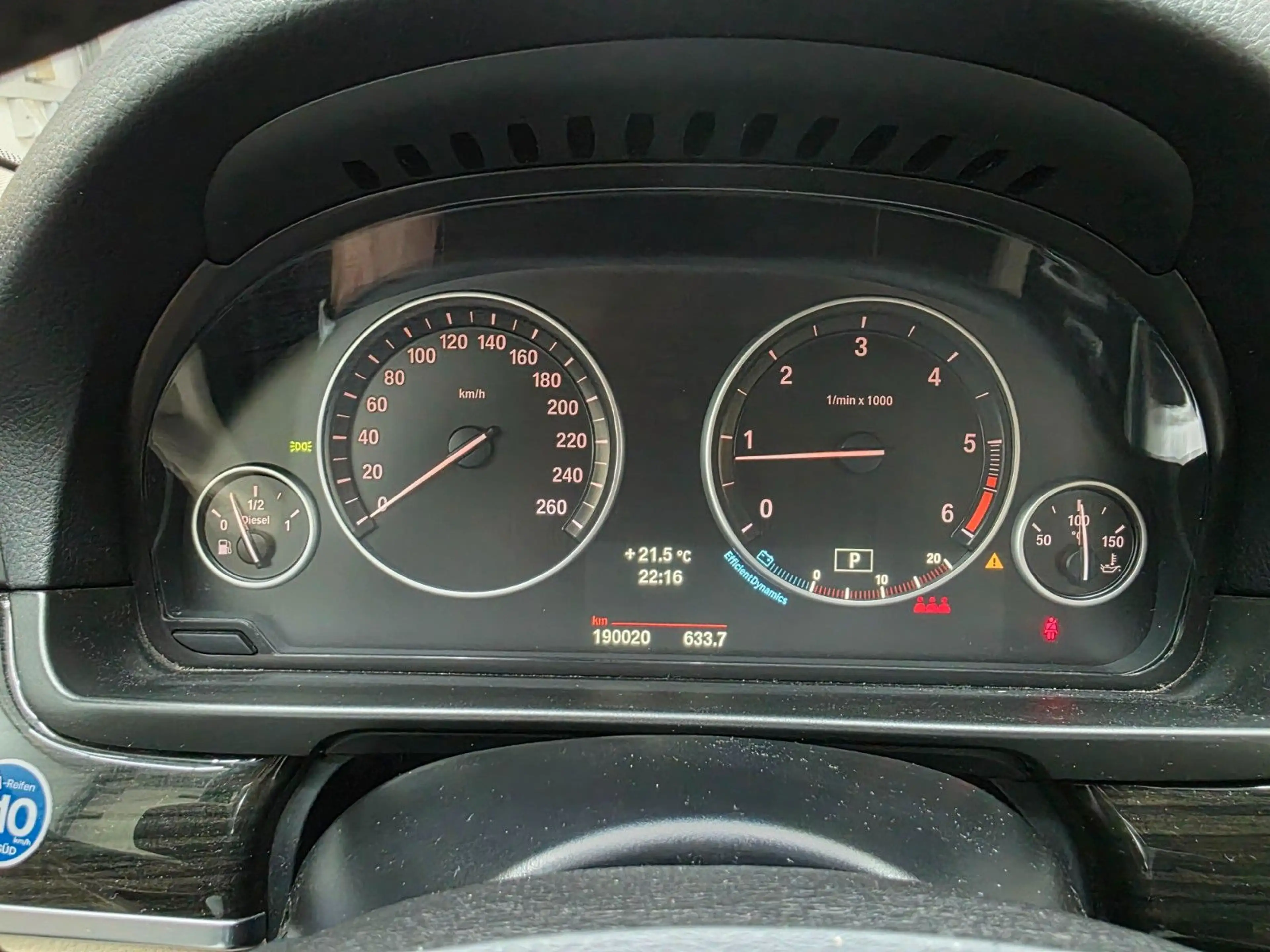 BMW 525 d Touring Luxury — photo 10
