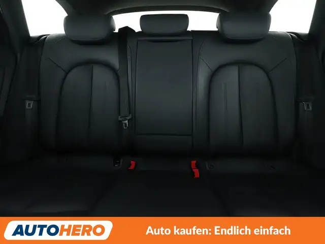 Audi A6 view 15