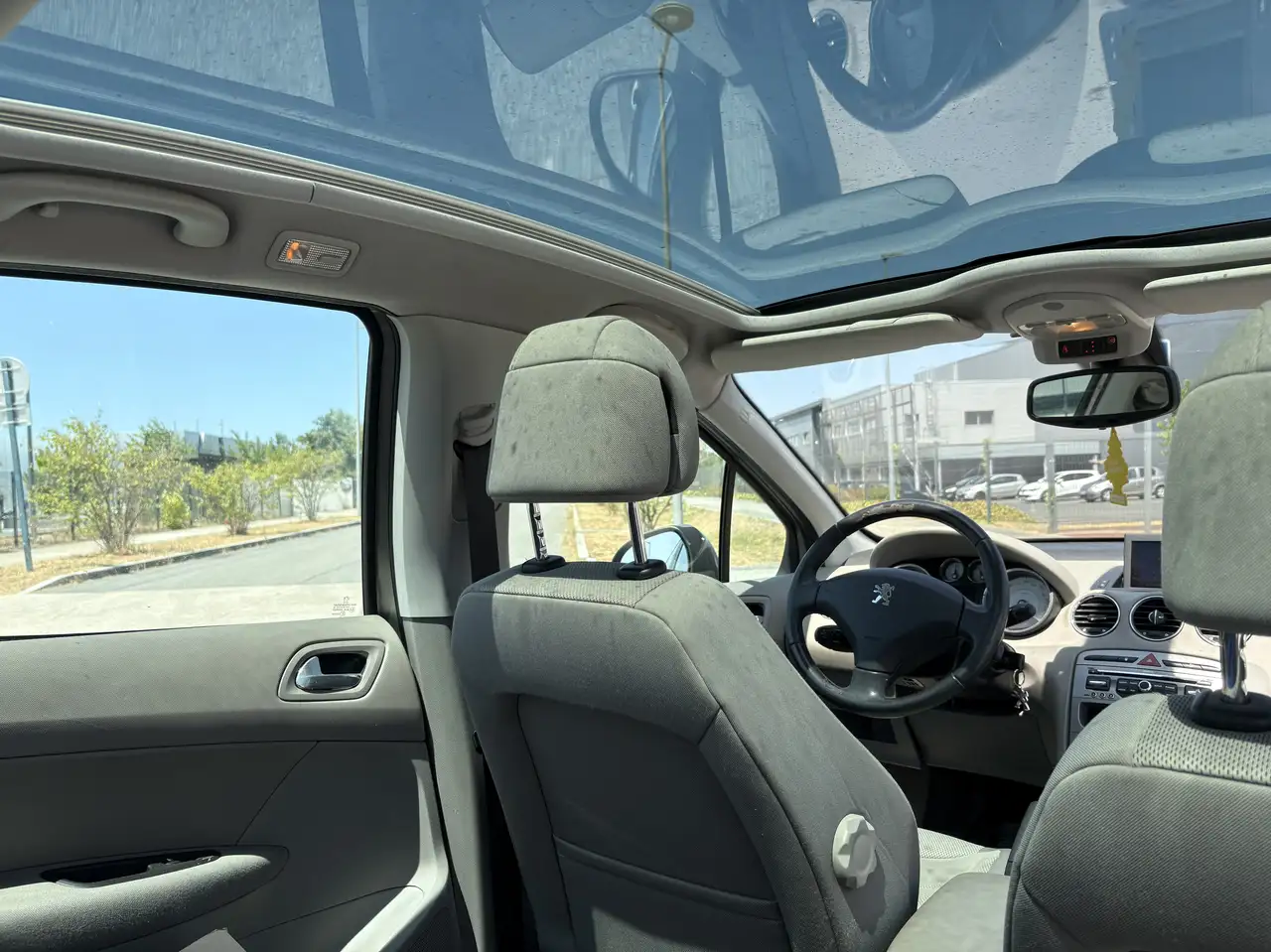 Peugeot 308 308 — photo 9