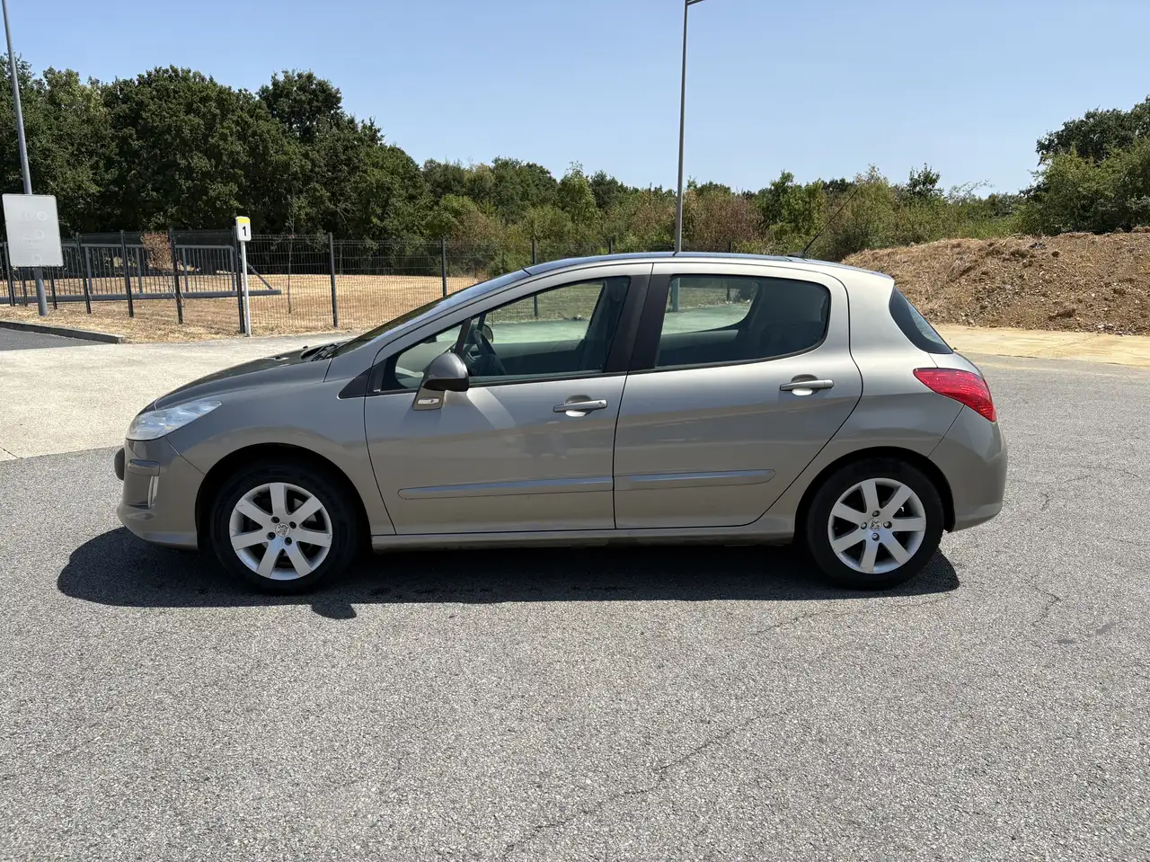 Peugeot 308 308 — photo 2