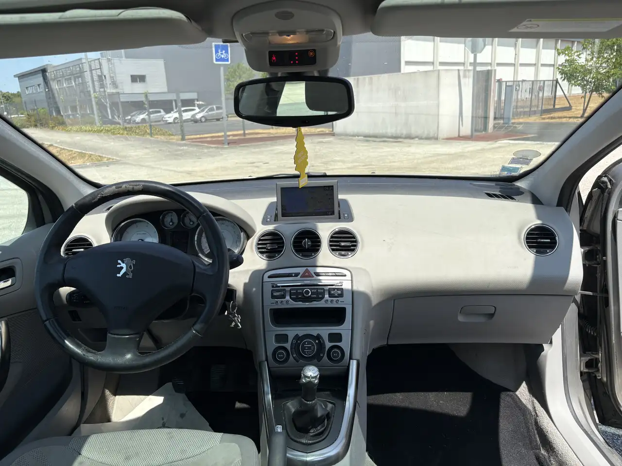 Peugeot 308 308 — photo 8