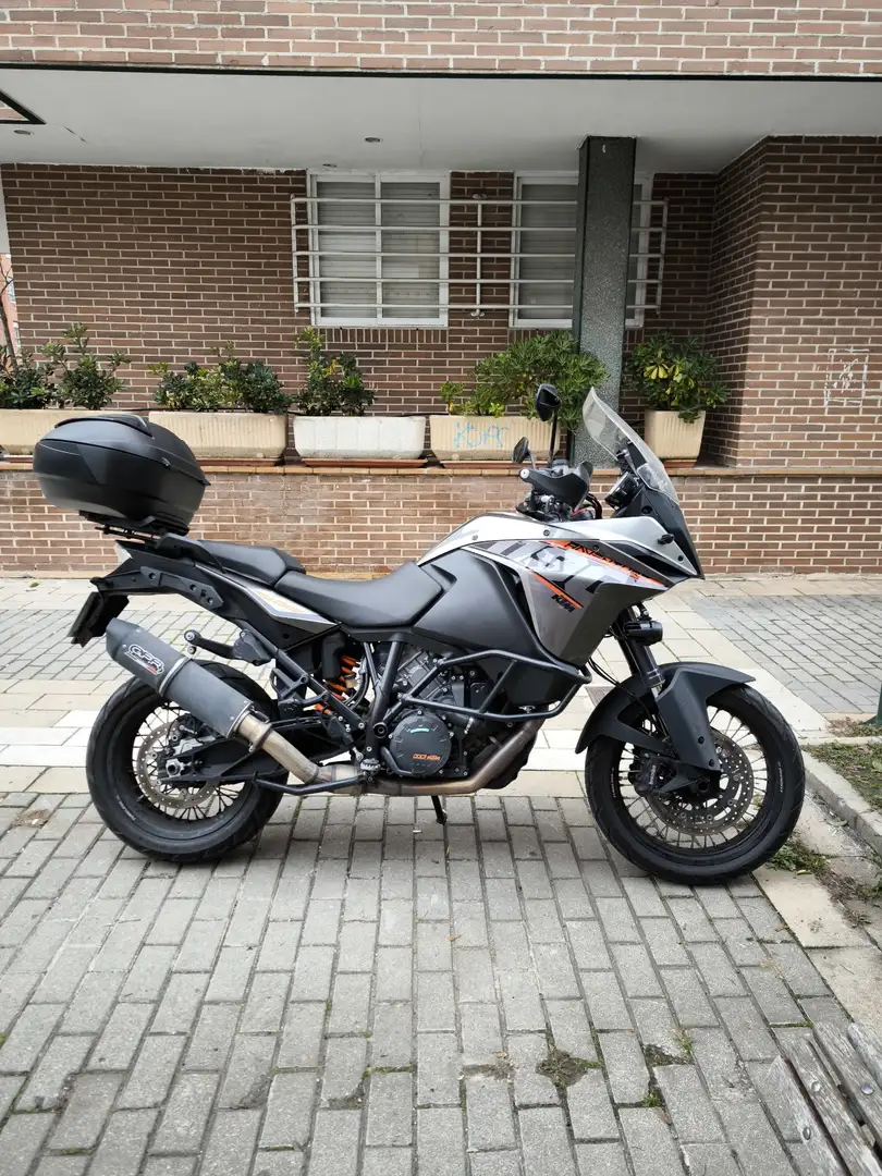 KTM 1190 Adventure Gris - 2