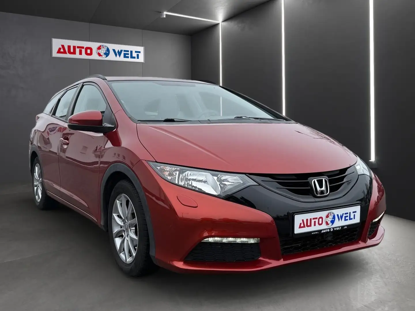 Honda Civic Tourer 1.8 Klimaaut. Sitzheizung Tempomat Rouge - 2