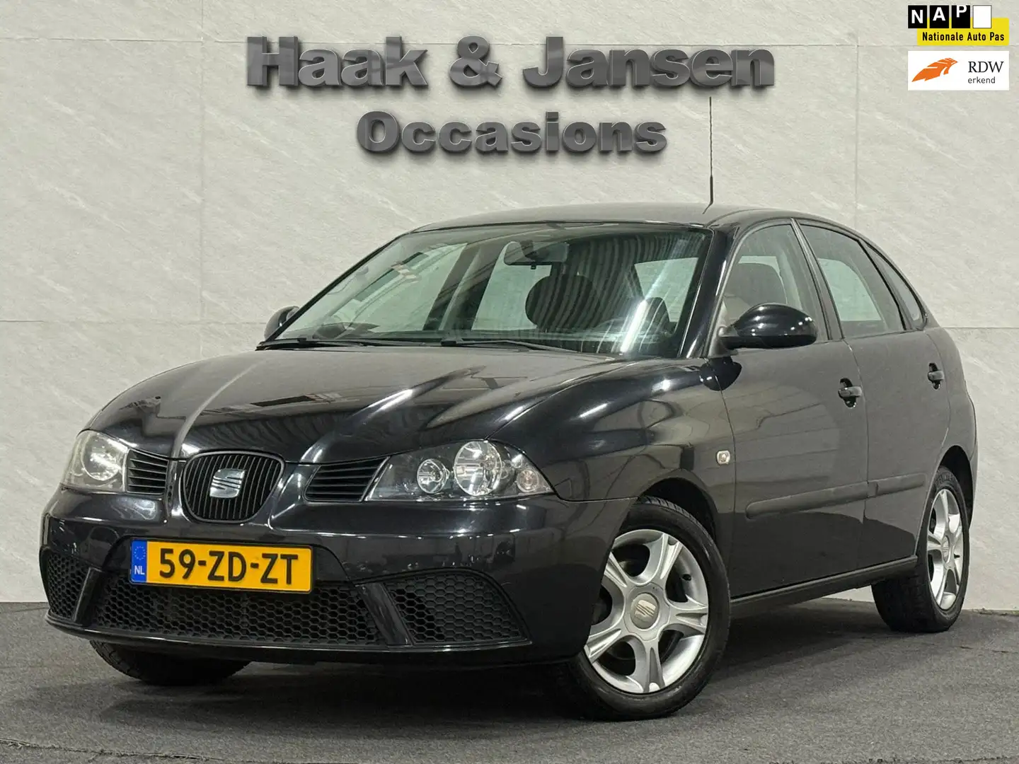 SEAT Ibiza 1.2 - NAVI - AIRCO - CRUISE - NAP - APK tot 2027! Schwarz - 1