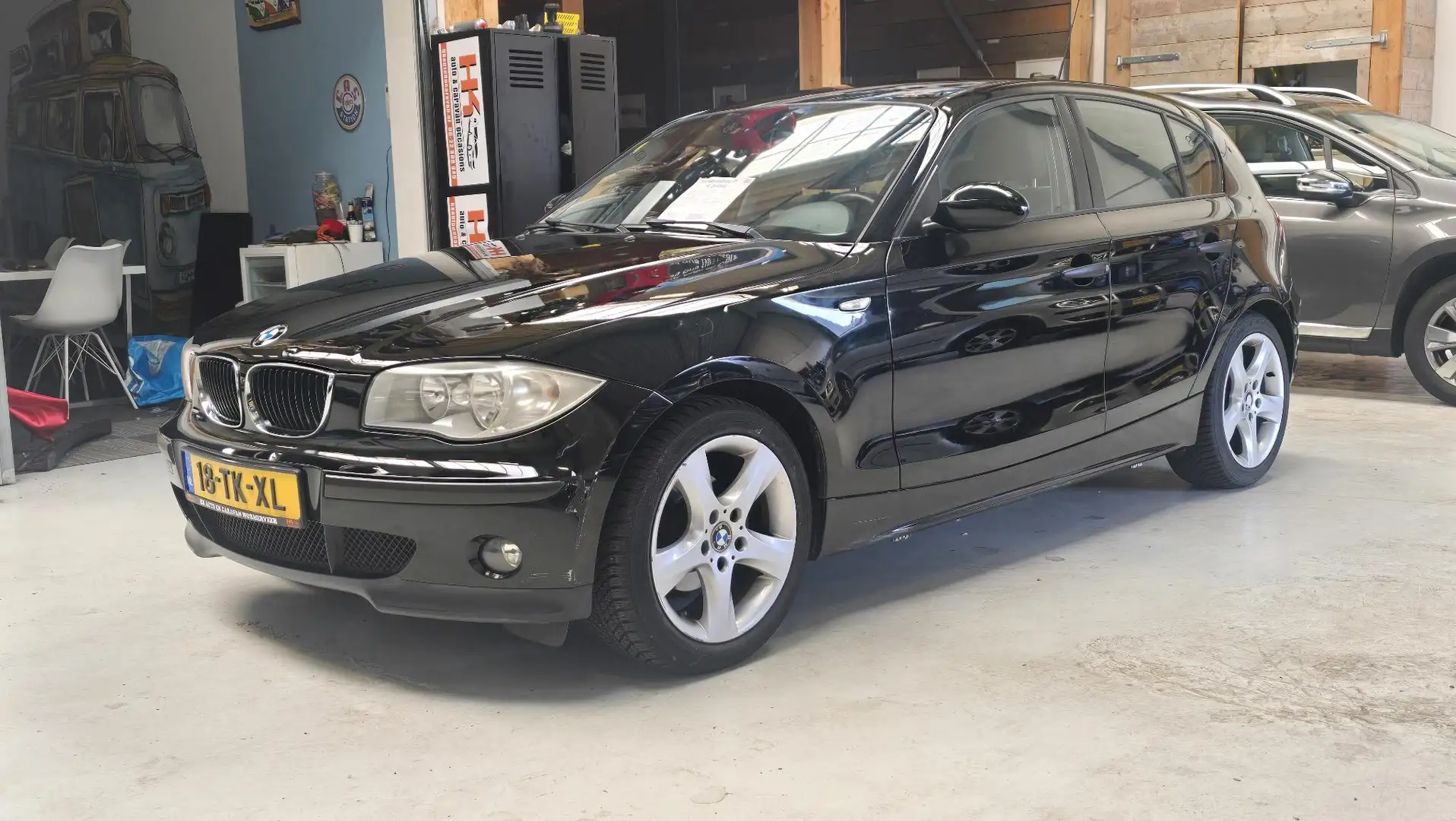 BMW 116 1-serie 116i Business Line Dealer onderhouden, Cli Nero - 1