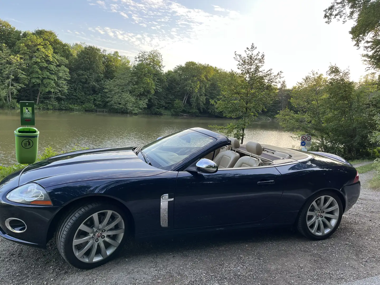 Jaguar XK8 Cabrio - 2