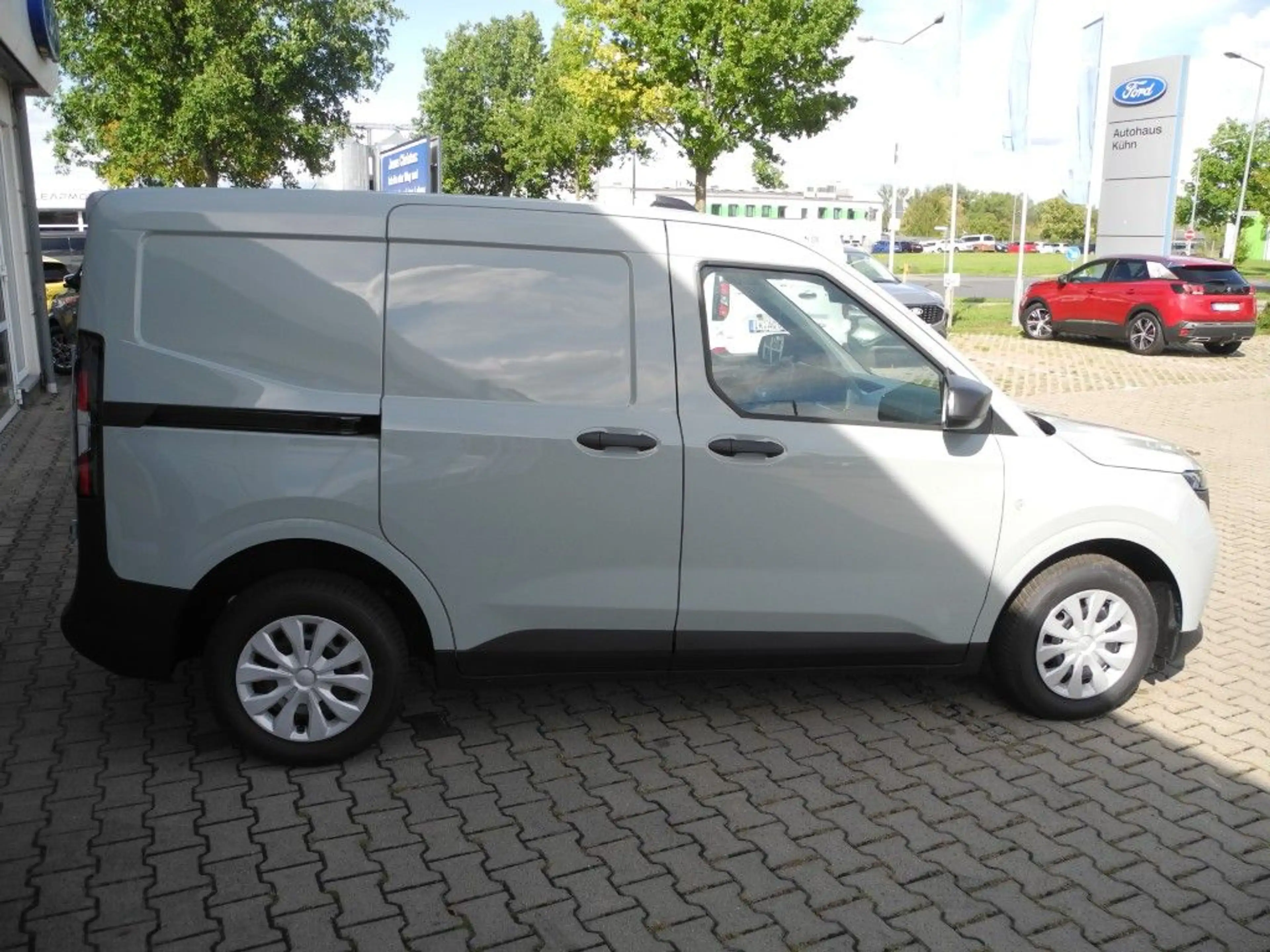 Ford Transit Courier 1,0 l Trend - Tempo, Kamera, PDC, Allw., Sitzh. — photo 5