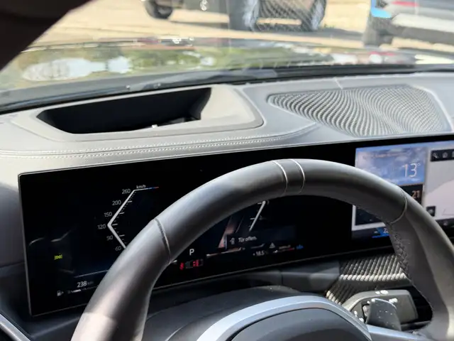 BMW 4 Series view 5