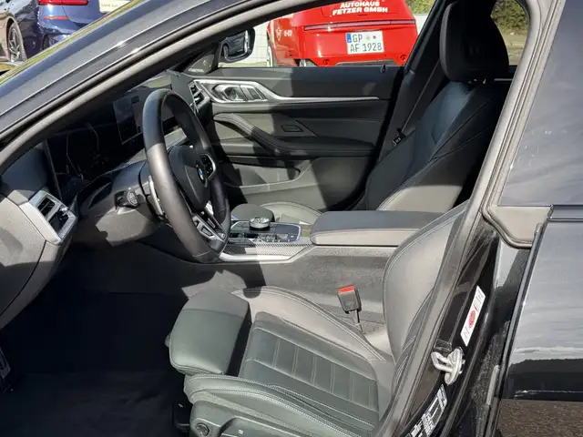 BMW 4 Series view 3