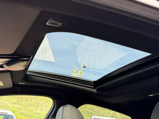 BMW 4 Series view 4