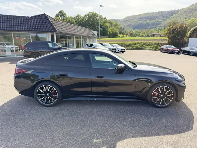 BMW 4 Series view 15