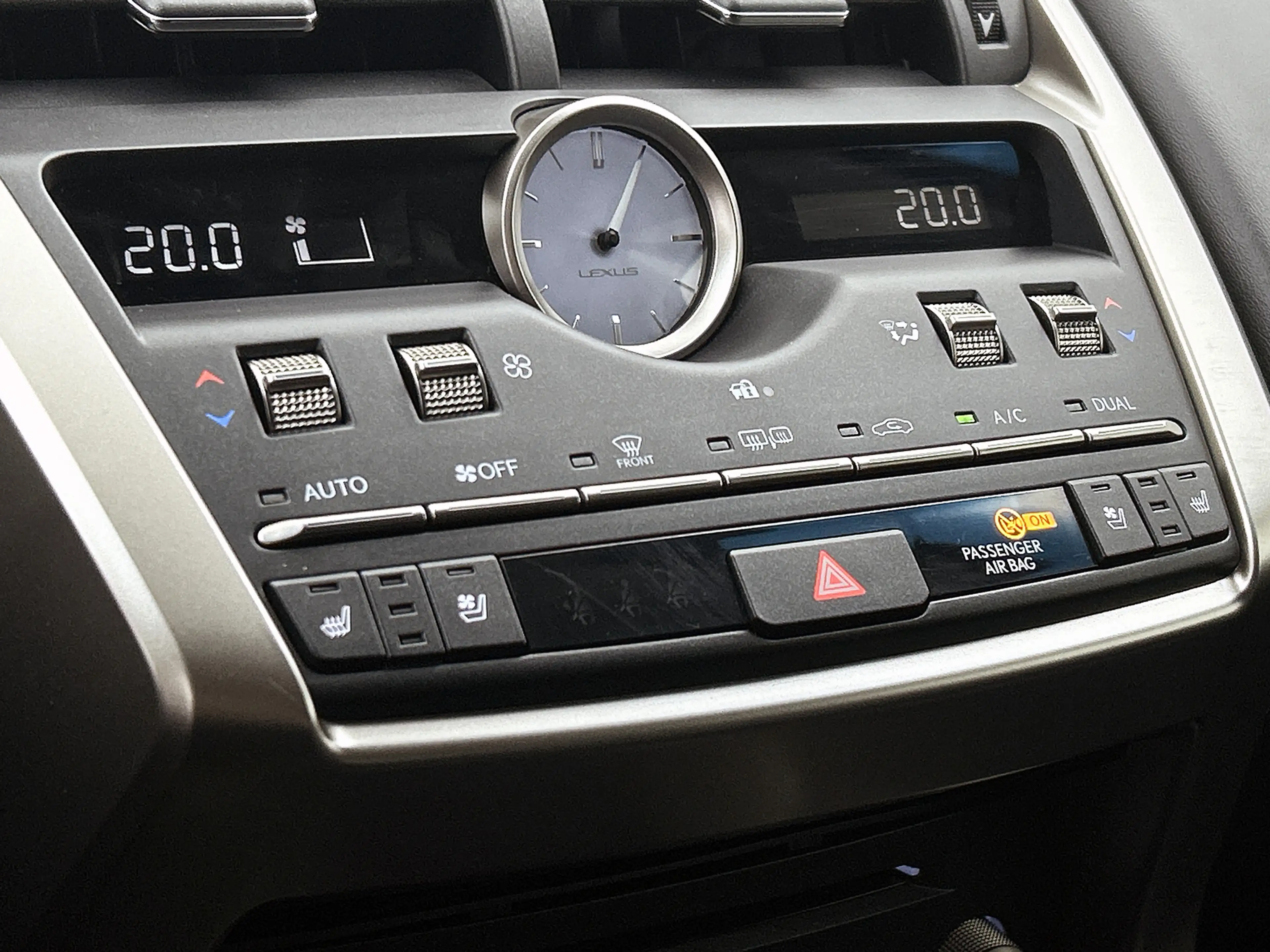 Lexus NX 300h AWD President Line | Mark Levinson Premium Surroun — photo 11