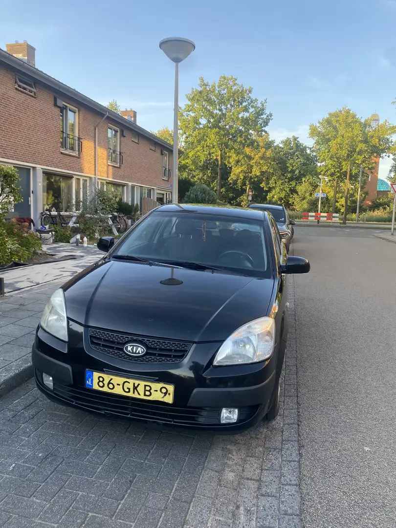 Kia Rio Kia Rio 1.4 HB 2008 Benzine Zwart Czarny - 1