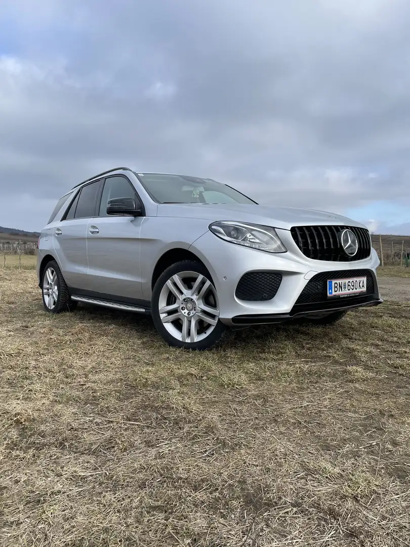 Mercedes-Benz GLE 500 PHEV e 4Matic Aut. Silber - 1