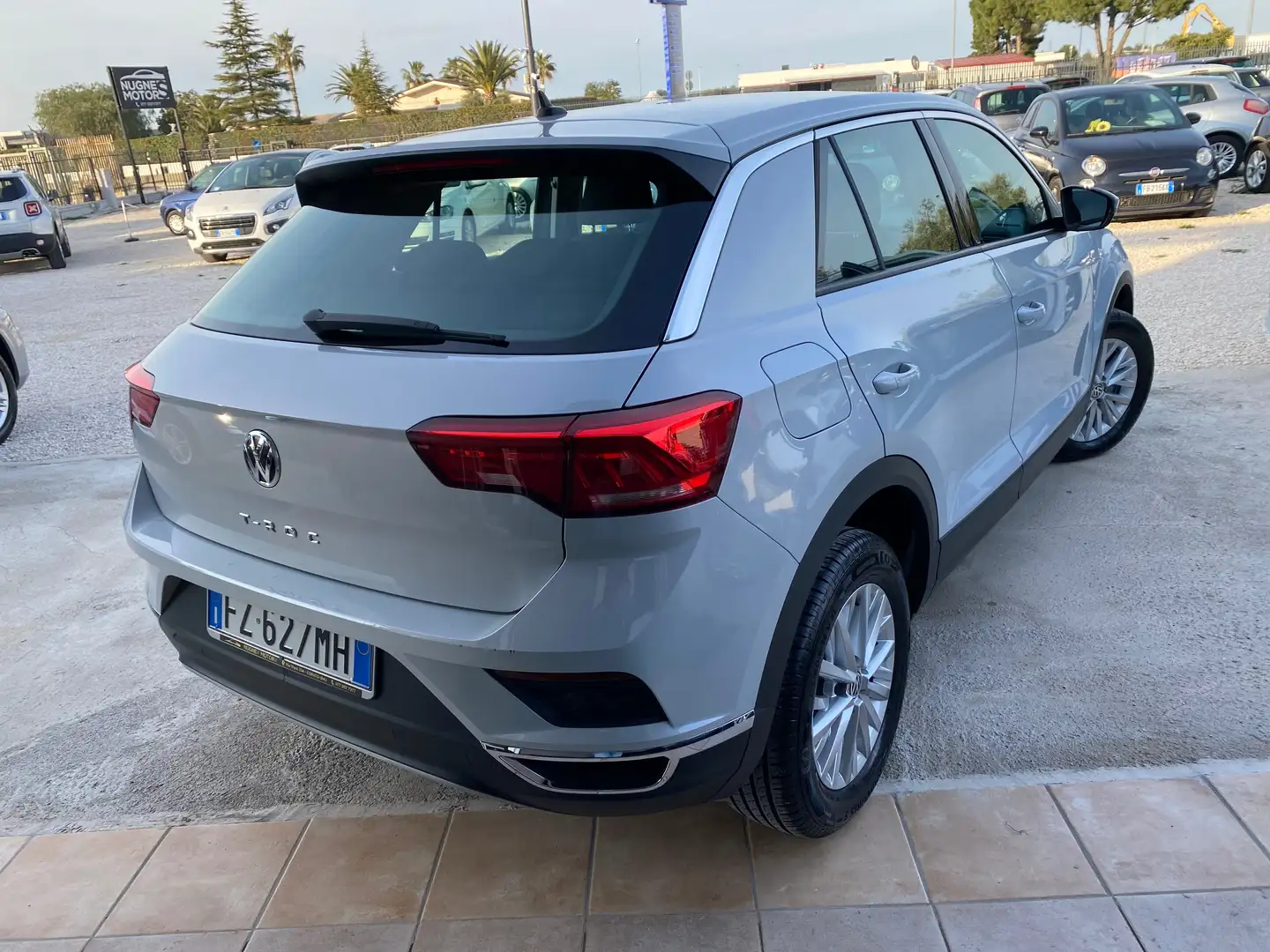 Volkswagen T-Roc T-Roc 1.6 tdi Business Gris - 2