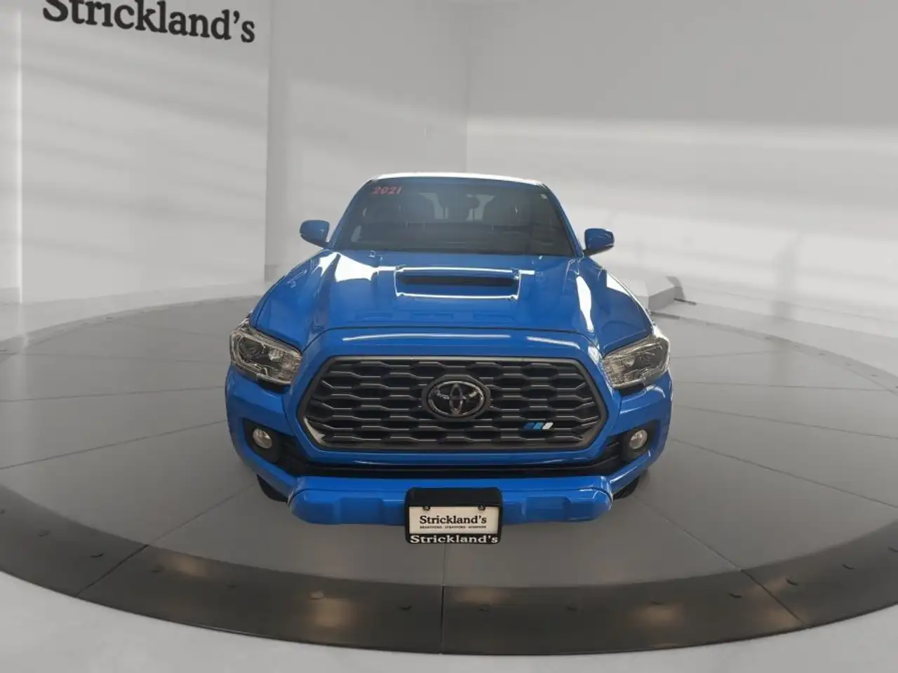 Toyota Tacoma снимка Toyota Tacoma