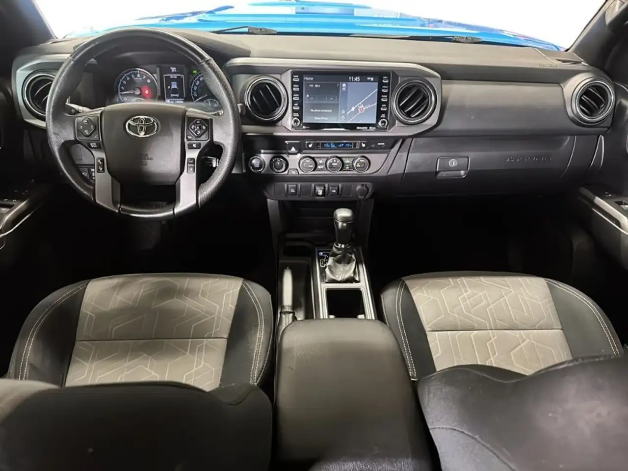 Toyota Tacoma снимка Toyota Tacoma