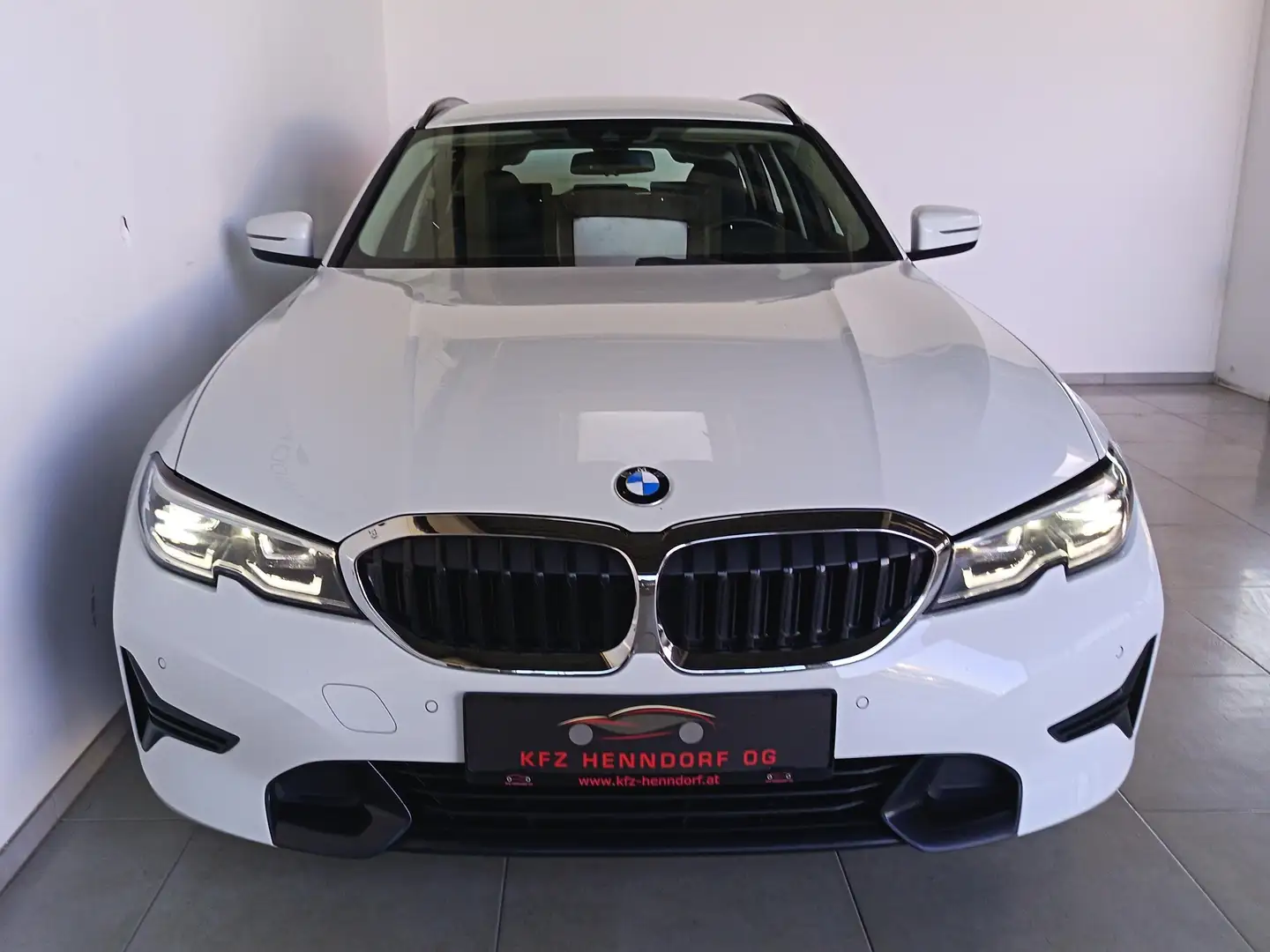 BMW 318 318 d Sport Line Weiß - 2