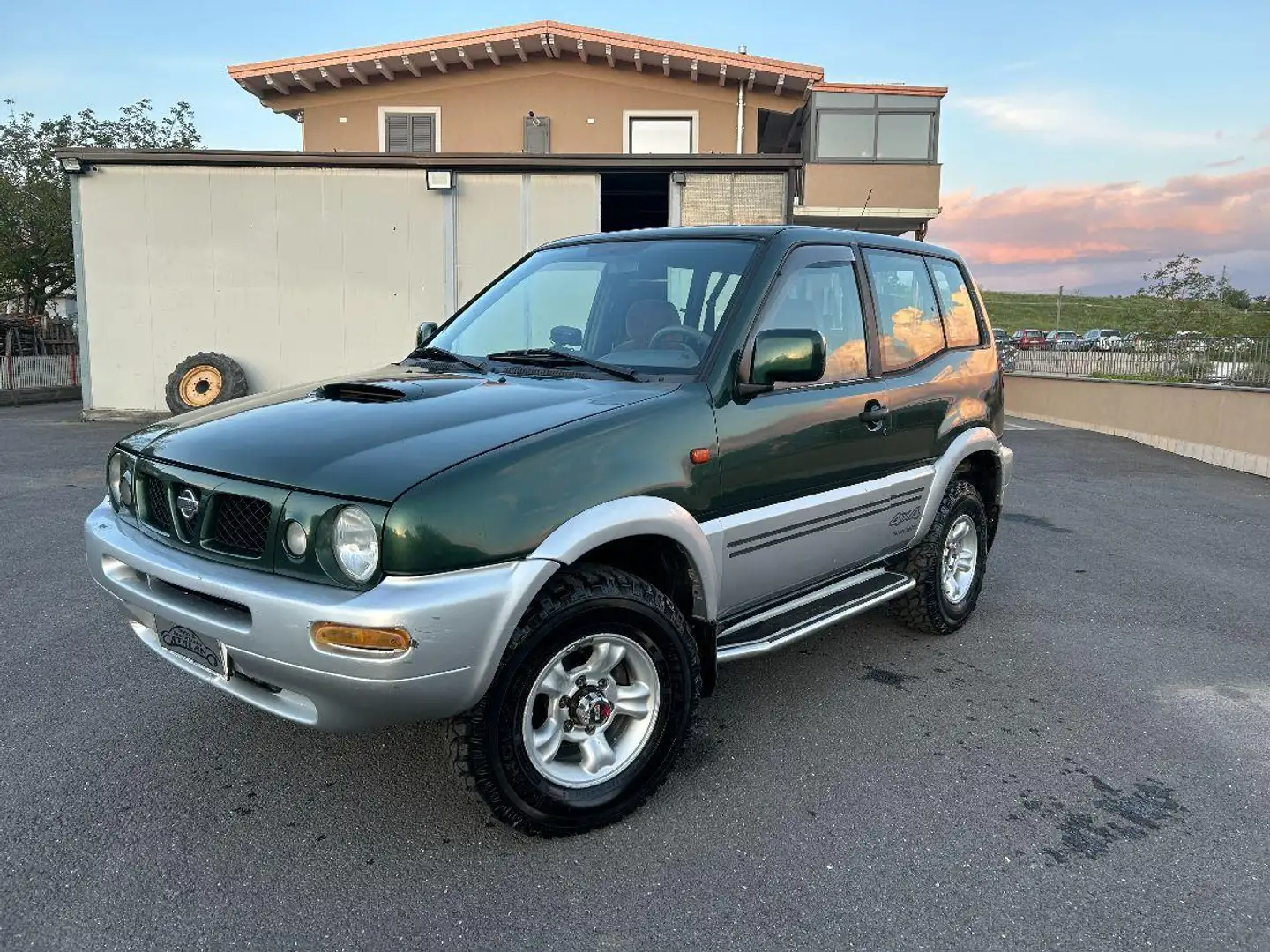 Nissan Terrano 2.7 Tdi 3 porte SE Verde - 2