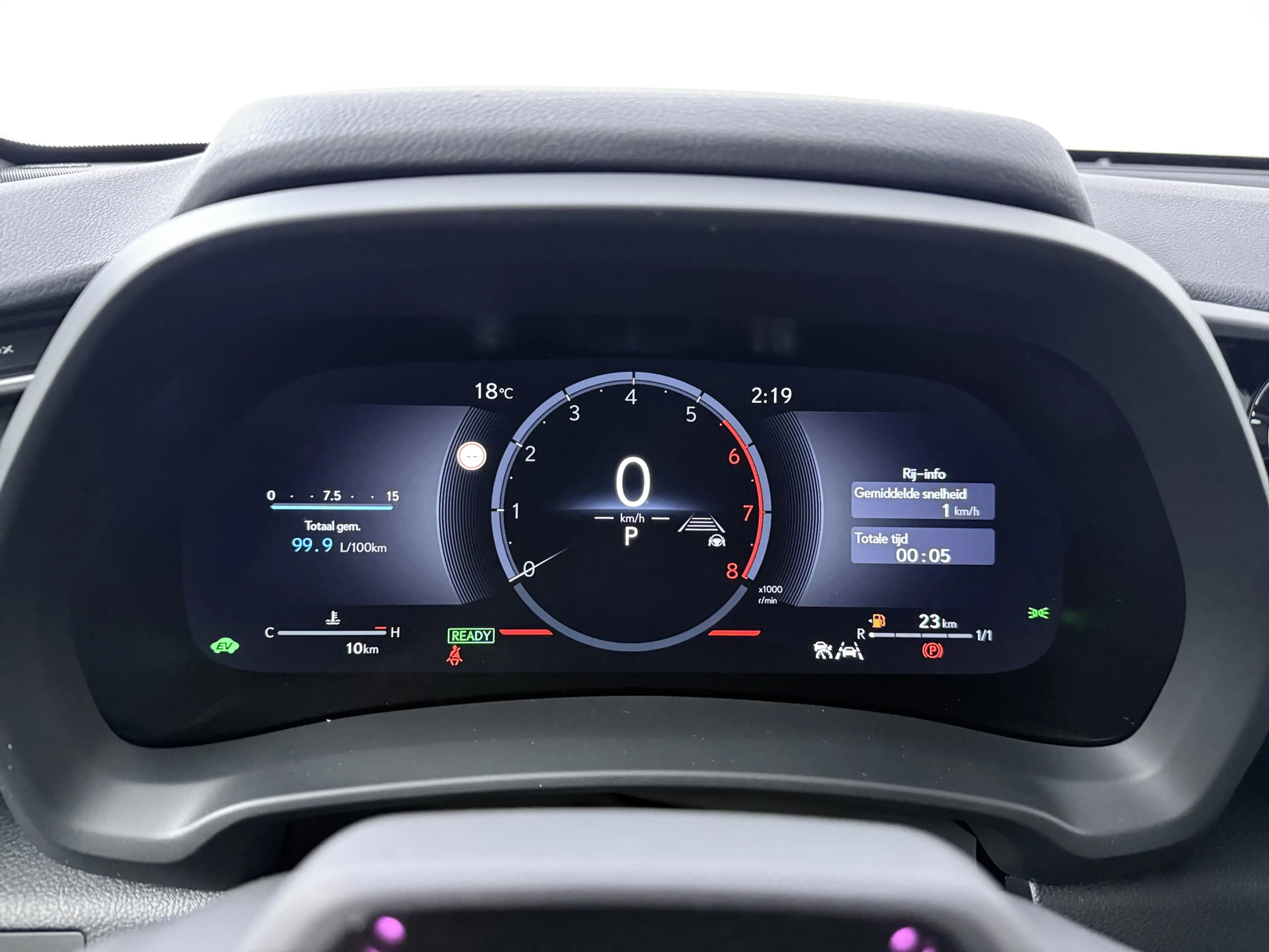 Lexus LBX Emotion 2WD | Advanced Pack | — photo 9